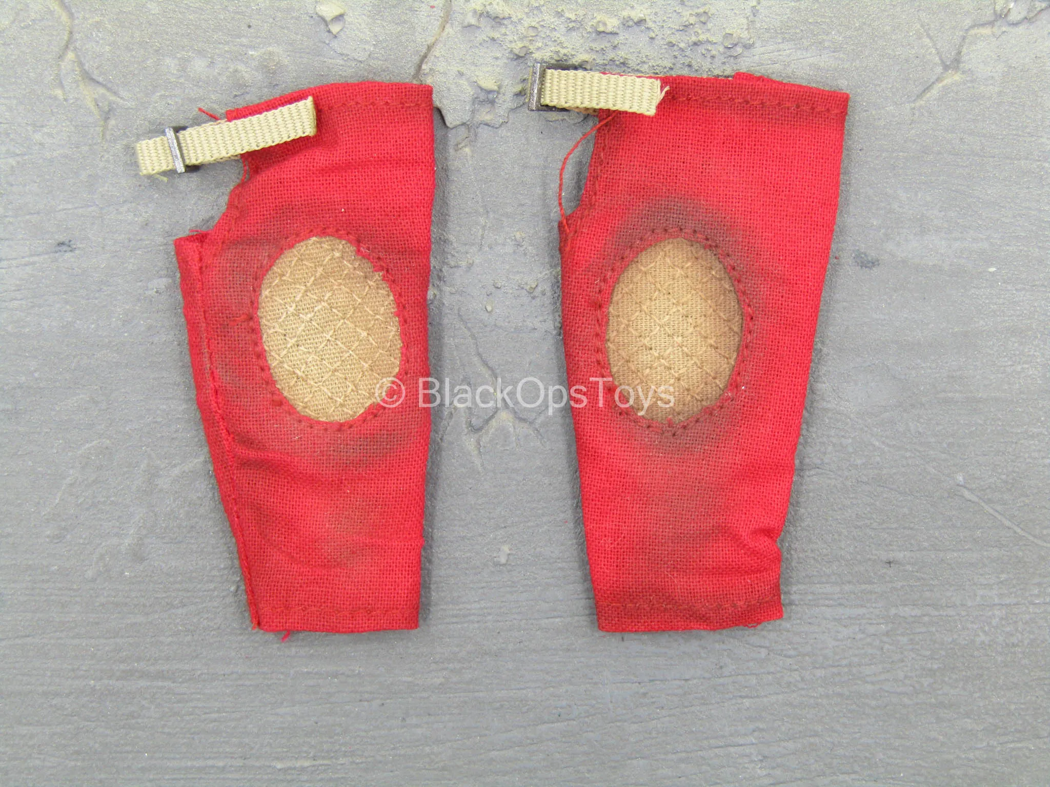 Deadpool - Red Elbow Pads