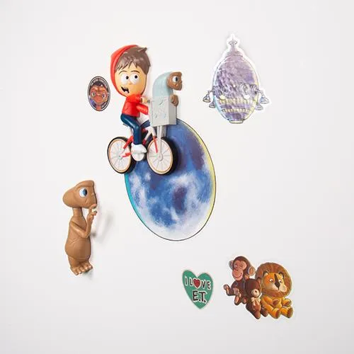 E.T. Comic Ons (E.T. & Elliot) Wall Decor