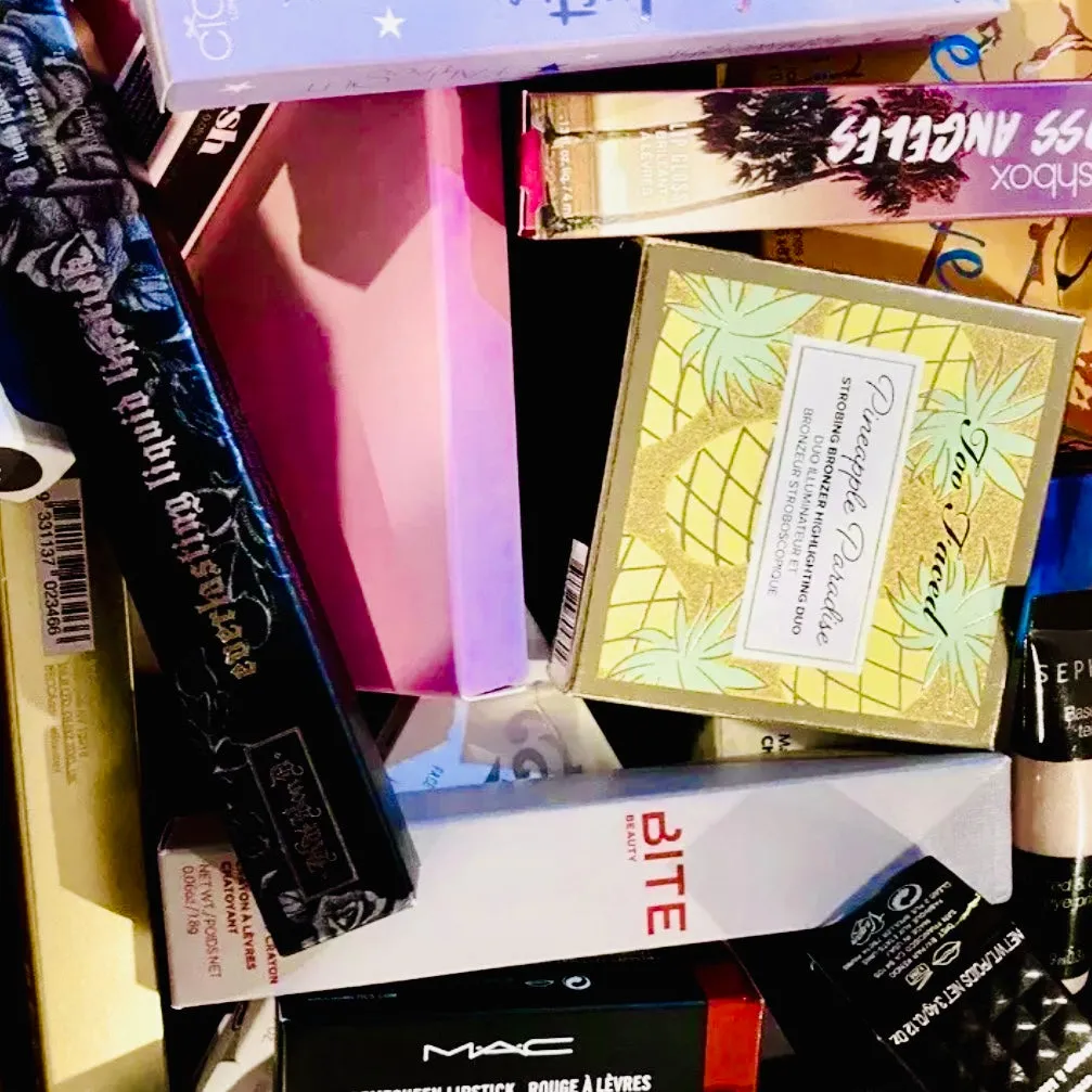 FaceTreasures Little Lotts Mystery box