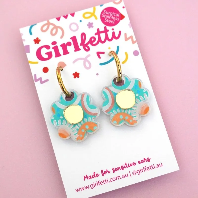 'Happy Days 3' Acrylic Flower Dangle Earrings