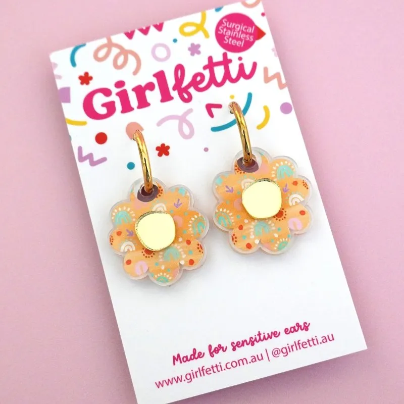 'Happy Days 3' Acrylic Flower Dangle Earrings