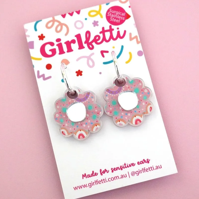 'Happy Days 3' Acrylic Flower Dangle Earrings