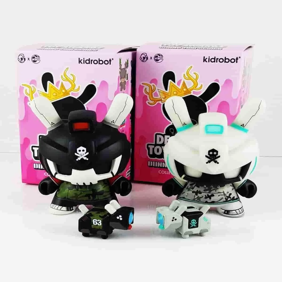 Quiccs Baby TEQ 63 Bundle Pack of Black   Grey Designer Toy Awards Mini Series by Kidrobot