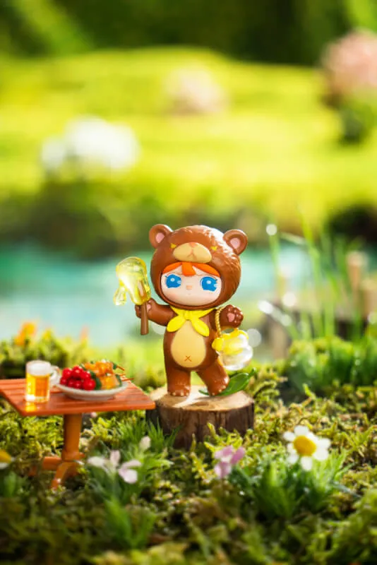 Suri Go For Outing Series Figure Blind Box